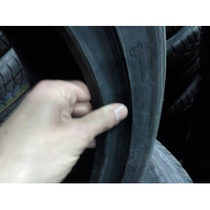 Gripmax Status Pro Winter 235/40 R18 95V