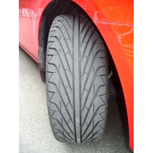 Triangle TR968 255/35 R20 97W