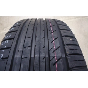 KINFOREST KF550 UHP 295/45 R20 114Y