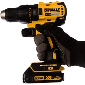 DeWALT DCD777S2T