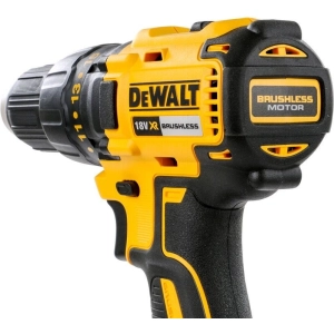 DeWALT DCD777S2T