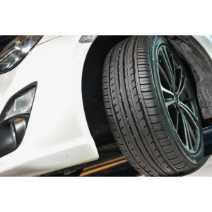 Yokohama BluEarth-Es ES32 185/60 R14 82H