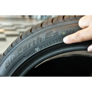 Yokohama BluEarth-Es ES32 155/60 R15 74H