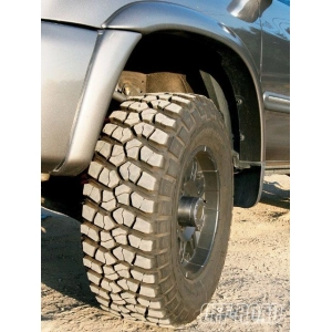 BF Goodrich Mud-Terrain T/A KM2 305/70 R16 118Q