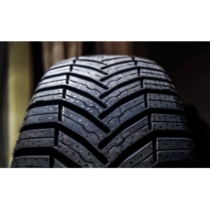 Michelin Agilis CrossClimate 235/65 R16C 121R