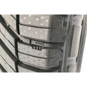 Michelin Agilis CrossClimate 195/70 R15C 104T