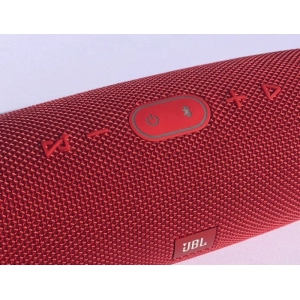 JBL Charge 4