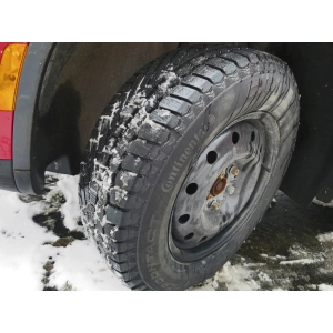 Continental ExtremeWinterContact 235/65 R17 108T