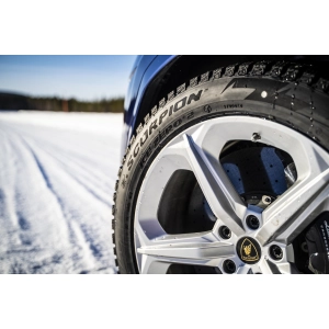 Pirelli Scorpion Ice Zero 2 285/40 R21 109H