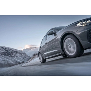 Nokian WR Snowproof