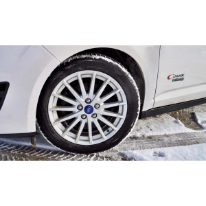 Michelin X-Ice Xi 3 235/55 R20 102H