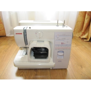 Janome 423S