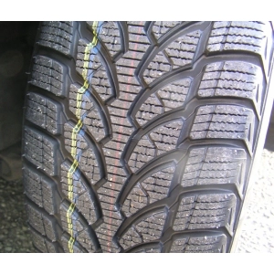 Bridgestone Blizzak LM-32 225/55 R16 95H Run Flat