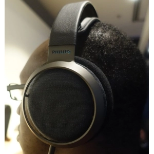 Philips Fidelio X3