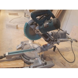 Makita LS1018L