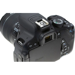 Canon EOS 650D body