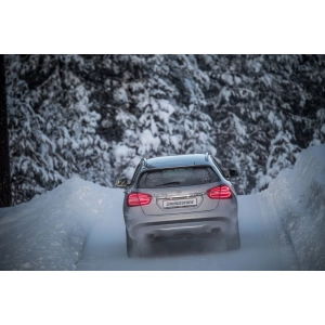 Bridgestone Blizzak LM005 275/35 R20 102W