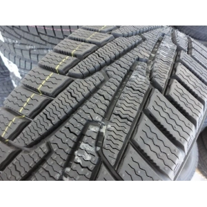 Kumho I`Zen KW31 195/60 R15 88R