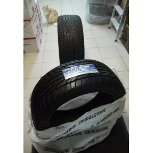 Falken FK-452 245/35 R20 95Y