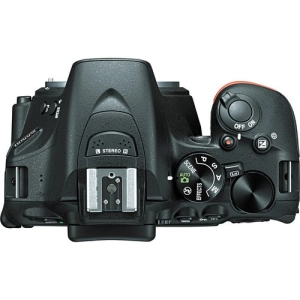 Nikon D5500 body