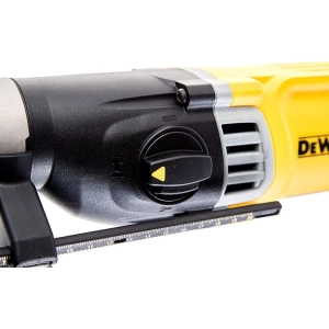 DeWALT D25144K