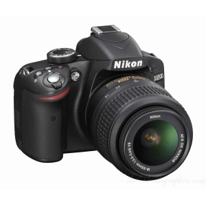 Nikon D3200 kit 18-105