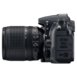 Nikon D7000 kit 18-105