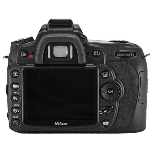 Nikon D90 kit 18-105