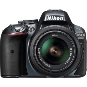 Nikon D5300 kit 18-200