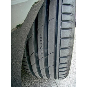 Nokian Hakka Z 215/40 R17 87W