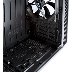 Fractal Design Define NANO S Window